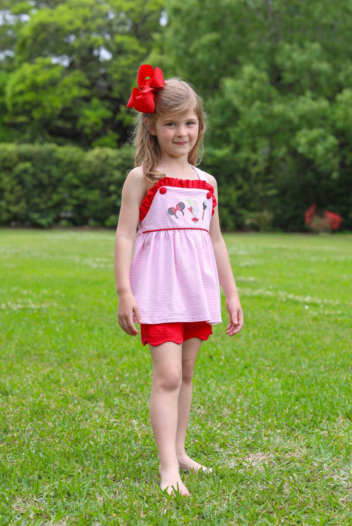 Disney inspired girl outfit