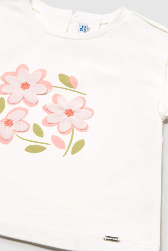 Close up of Blossom Graphic