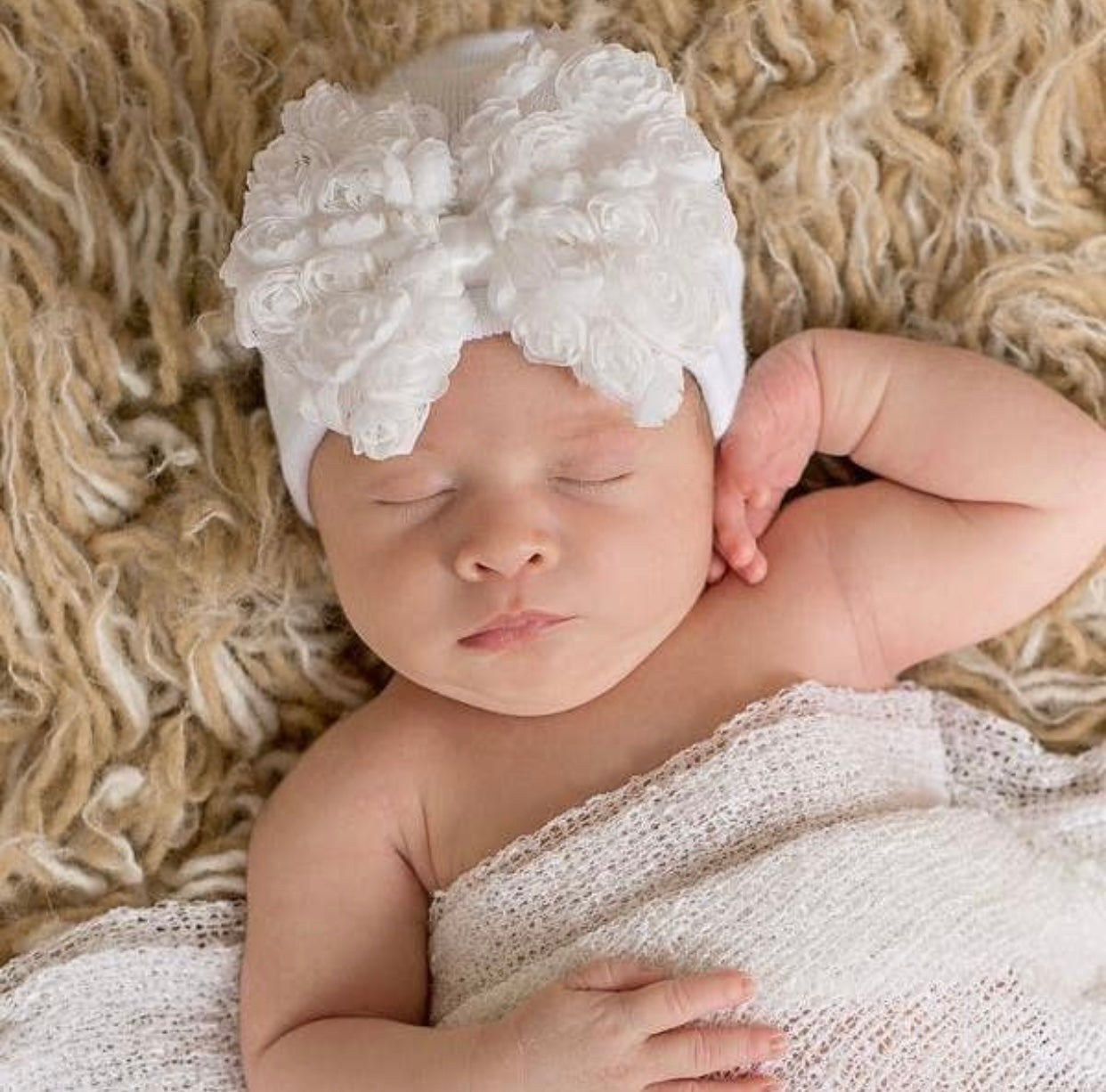 newborn hospital hat, rosette bow hospital hat, best baby boutique, bow hospital hat, baby hat, newborn photo prop, newborn photography