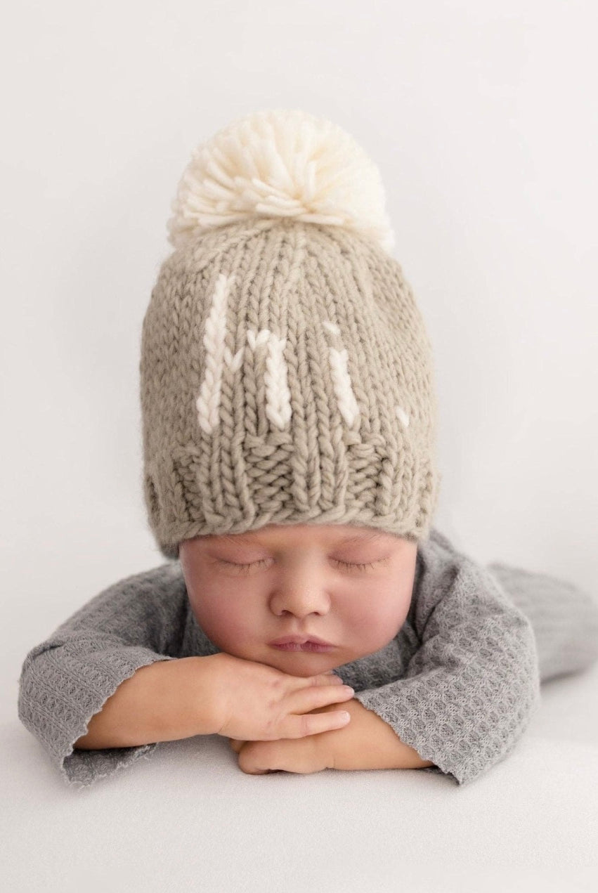 ui knot baby hat, newborn photo prop, newborn baby hospital hat, cute baby pic ideas