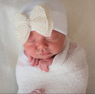 newborn hospita hat, pearl bow newborn hospital hat, baby girl hospita hat, bow beanie for baby, baby boutique, baby girl clothing, newborn photo prop, cute idea for newborn photography, pearl bow beanie,