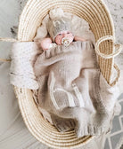 hi knit baby blanket, newborn hopsital pic blanket, baby blanket, cute newborn photo ideas